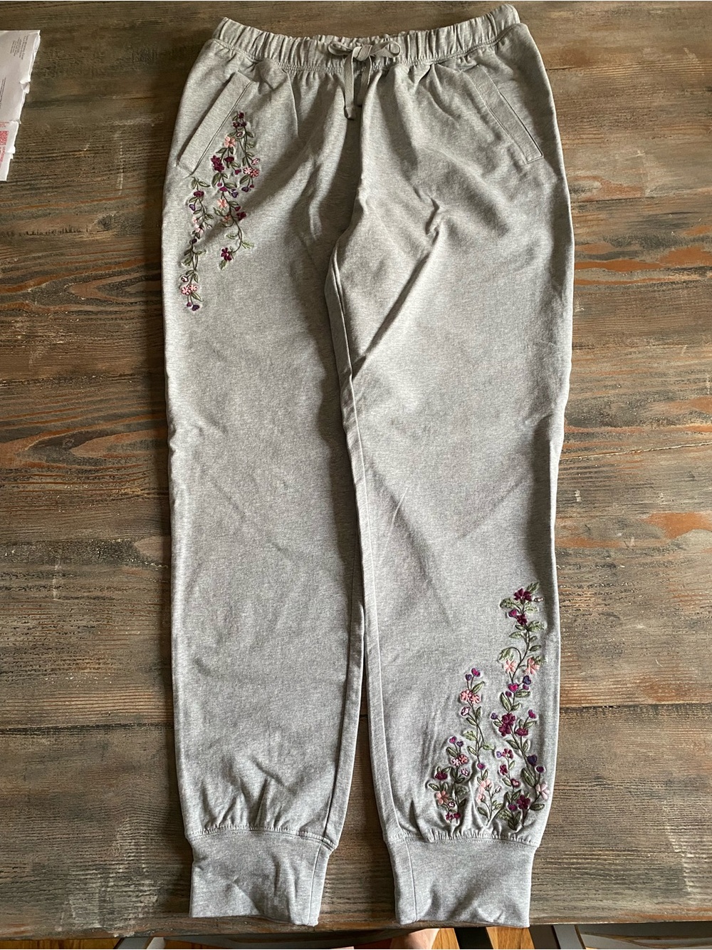 Coldwater Creek Gray Sweatpants with Pink & Green Floral Embroidery